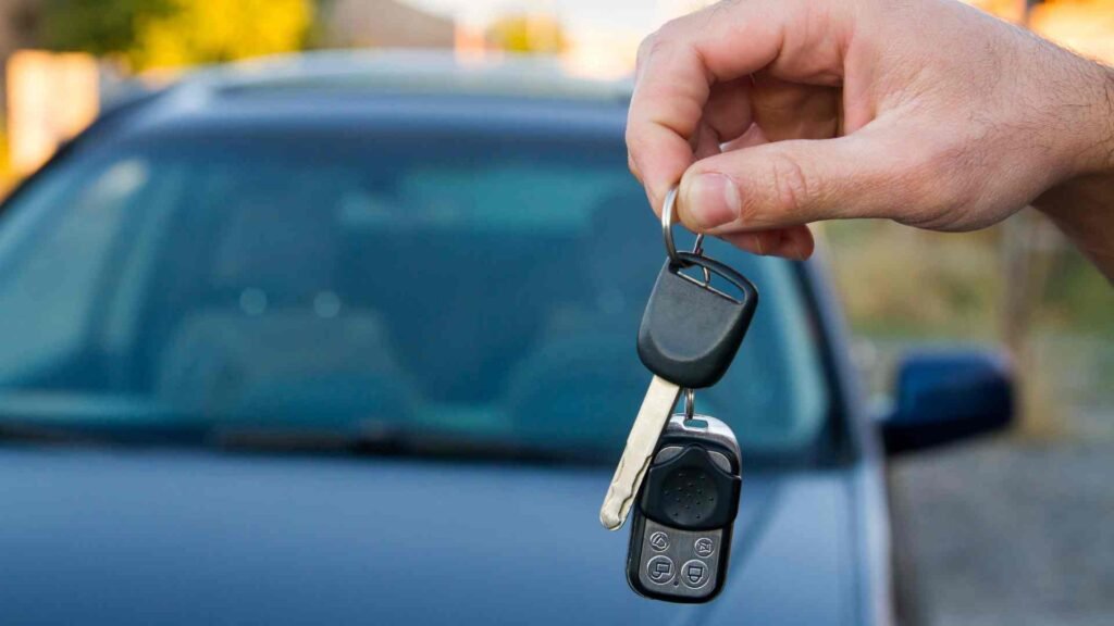 Auto locksmith service for car owners